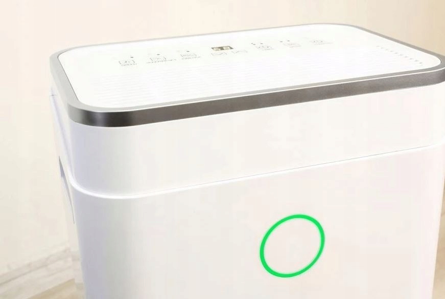 OSUSZACZ POWIETRZA POCHŁANIACZ WILGOCI 20L/24H TIMER HIGROSTAT JONIZACJA