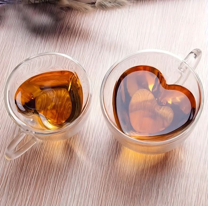KUBEK MIŁOSNY SZKLANKA W KSZTAŁCIE SERCA PODWÓJNA ŚCIANA ŻAROODPORNA 250ML