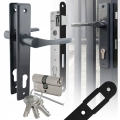 ZESTAW NATI DO FURTKI BRAM KLAMKA 90 ANTRACYT ZAMEK 90/22 WKŁADKA 30/30