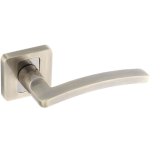 MADERA KLAMKA DO DRZWI NA SZYLDZIE KWADRAT PATYNA