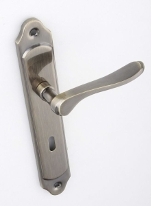 RODOS KLAMKA DRZWIOWA DŁUGI SZYLD NA KLUCZ PATYNA