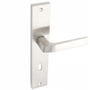 BINGO KLAMKA DRZWIOWA DŁUGI SZYLD NA KLUCZ SATYNA