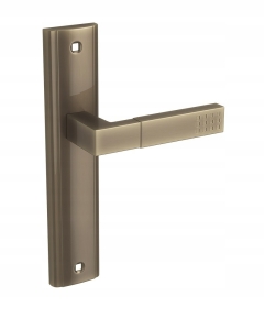 PRIMA KLAMKA NA DŁUGI SZYLD ROZECIE PEŁNYM PATYNA