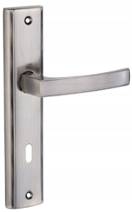 ARIA KLAMKA DRZWIOWA DŁUGI SZYLD NA KLUCZ PATYNA