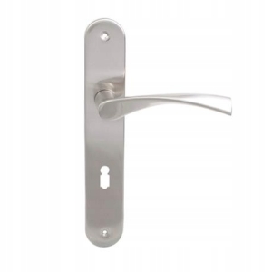 KLAMKA DRZWIOWA NICOLE SZYLD NIKIEL 72MM KLUCZ